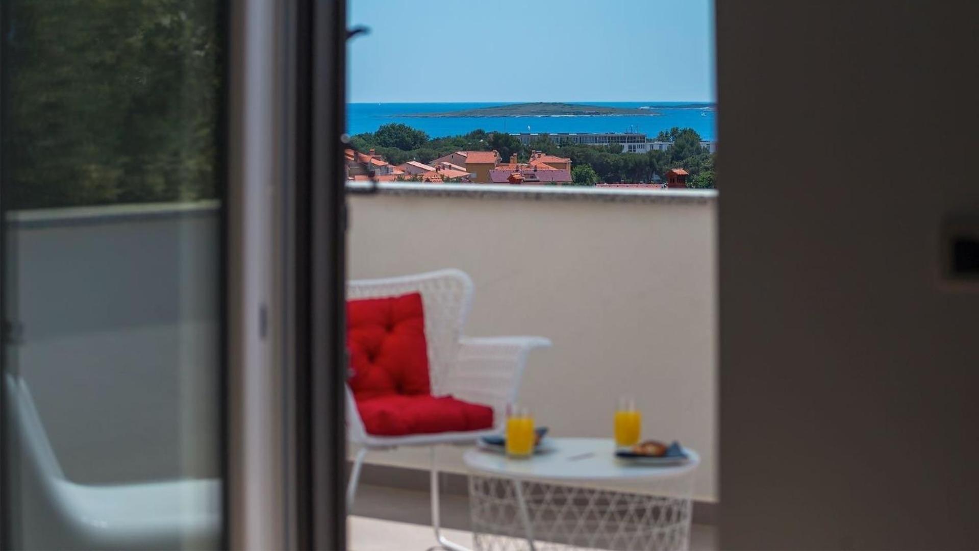 Ferienhaus Mit Privatpool Fuer 8 Personen Ca 200 Qm In Medulin, Istrien Suedkueste Von Istrien Exterior photo